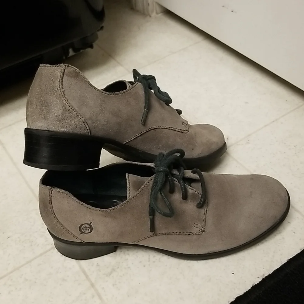 BORN suede Oxfords unisex